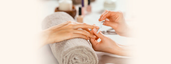 How to manage manicures with fungal infections as a Nail Technician for gel nails
