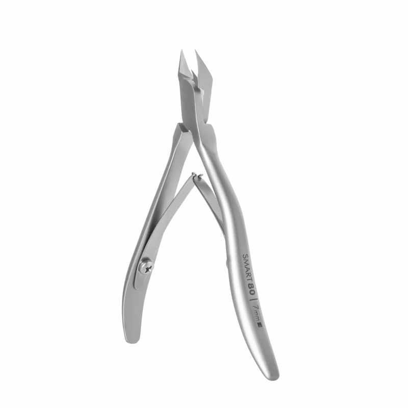 STALEKS PRO SMART 80 cuticle nippers for precise nail care.